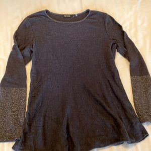 Nic+ Zoe charcoal peplum tunic